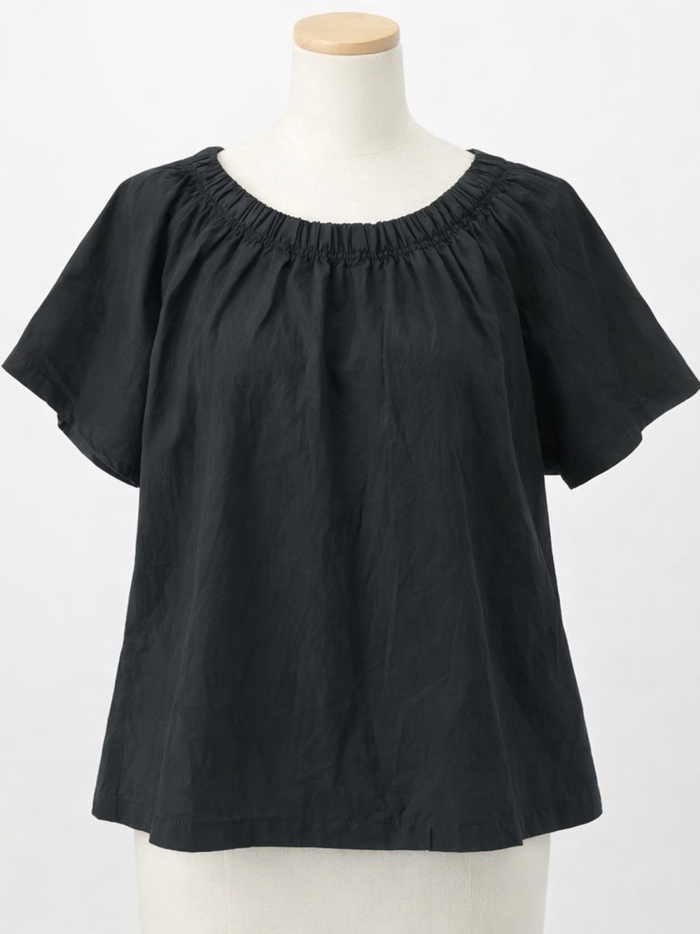 See By Chloe Black Short-Sleeve Blouse minimalist French Quiet Luxury designer